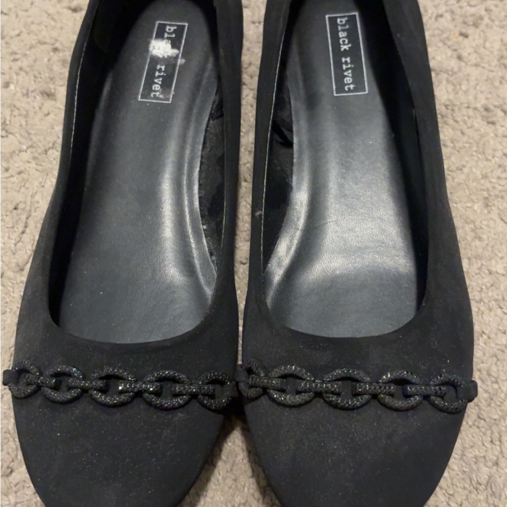 Black Rivet Women's Black Flats
